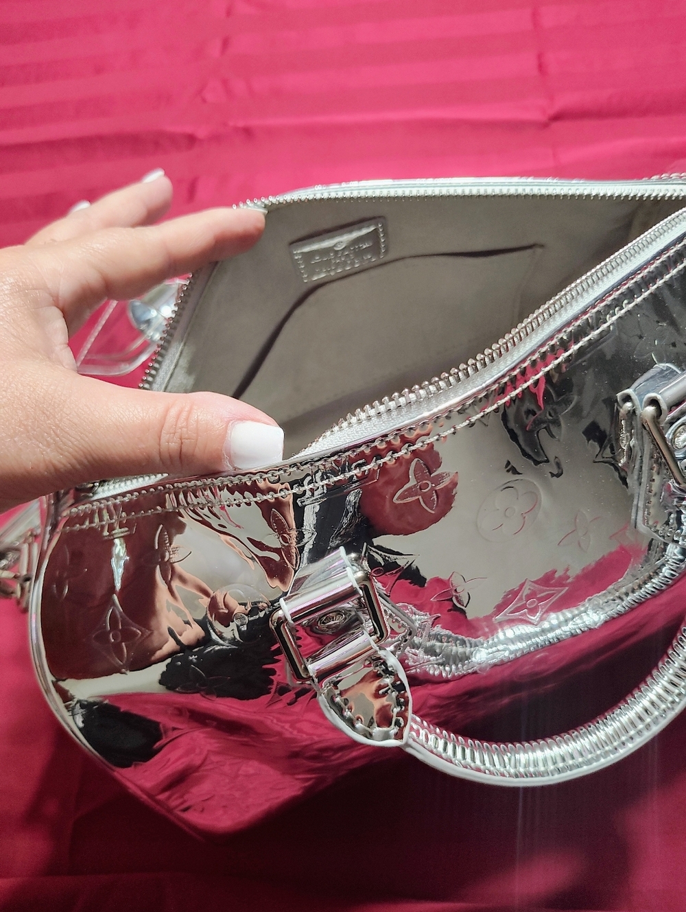 NEW Designer Monogram Speedy Metallic Mirror Silver Handbag LV MUST HAVE! - Picture 4 of 9